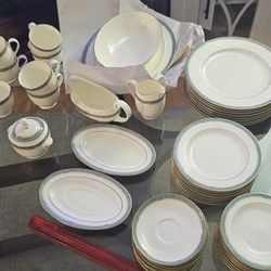 Pfaltzgraff Patina Dining Set