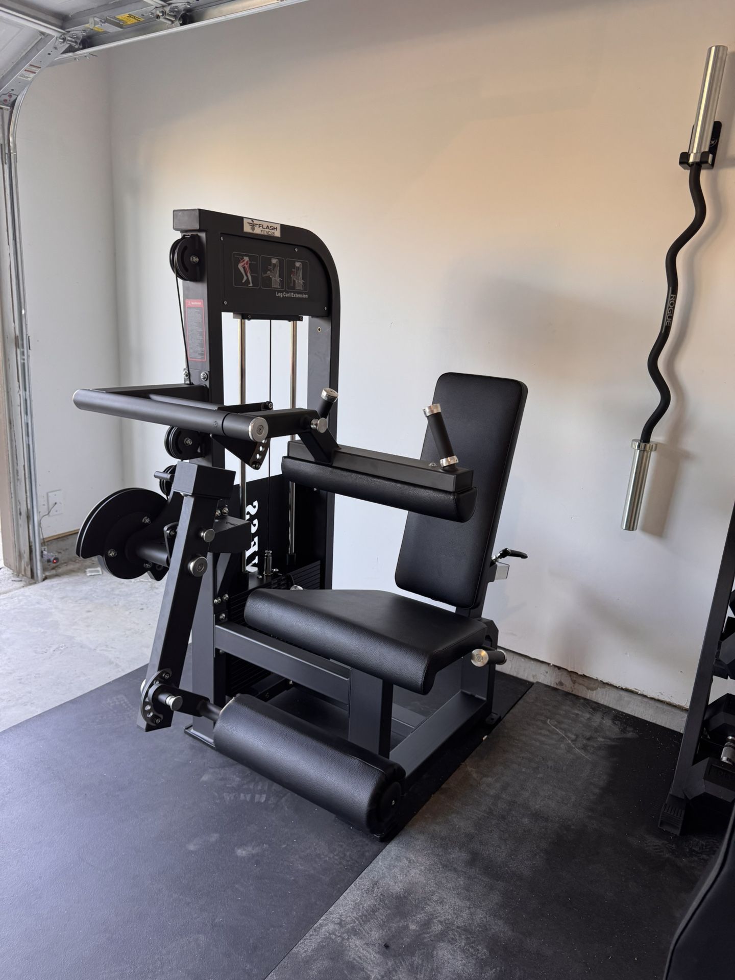 Leg Extension / Hamstring Curl Brand New In The Box ✅📦