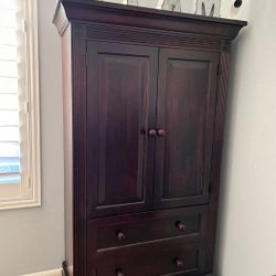   Babi Italia Pinehurst Armoire/Wardrobe