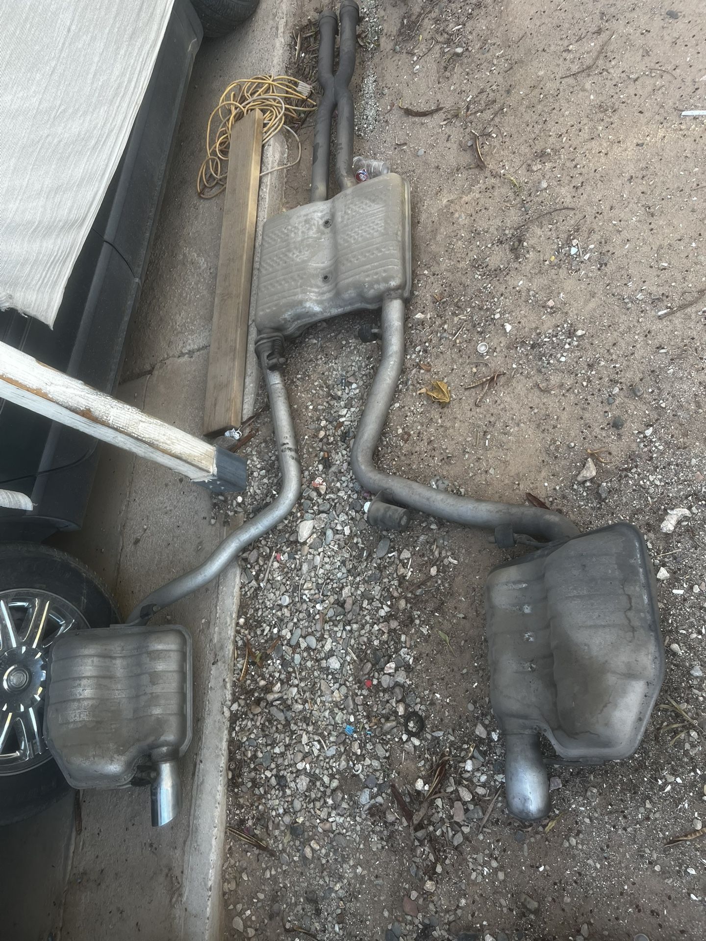 Dodge Charger exhaust system