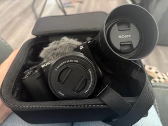 Sony camera ZV E10