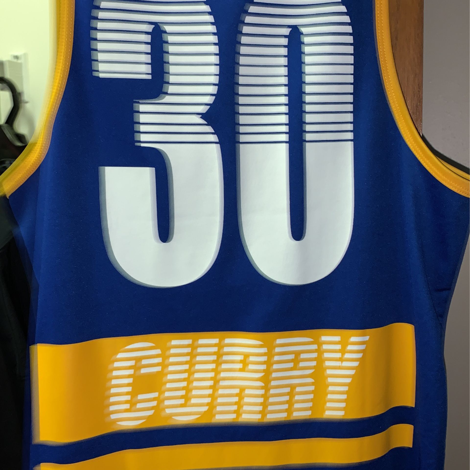 Steph Curry Golden State Warriors Practice Basketball Jersey for Sale in  Round Lake Heights, IL - OfferUp