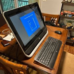 HP Pavilion 23 Inch touchscreen All In One 
