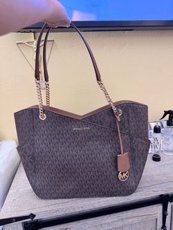 Michael Kors Tote and matching wristlet