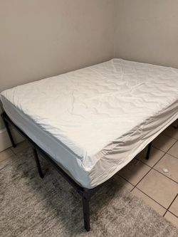 Free full size mattress!