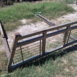 Headache Rack 1997 To 2002 Ford F-250 Or F-350 Needs Painting $250 OBO