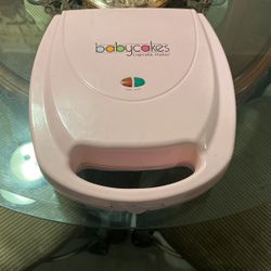 Babycakes Cupcake Maker 