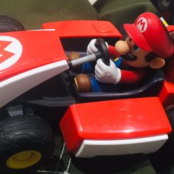 Mario Bro. Kart Car (Mario)
