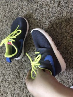 Nike Roshe Shoes ❗️