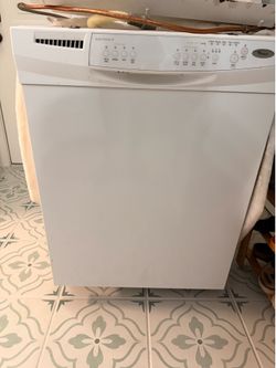 Free dishwasher Whirlpool Quiet Partner II