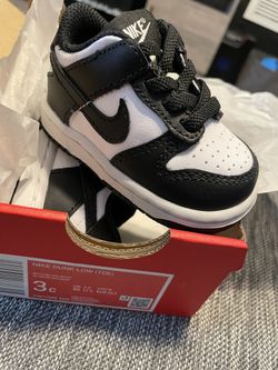 Nike dunk low pandas (TD) Size 3C