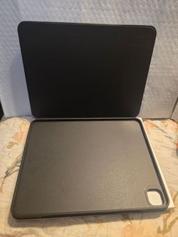 ESR Magnetic Case Shift Series iPad Pro