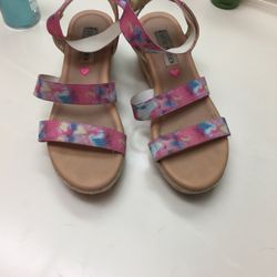 Girls pumps