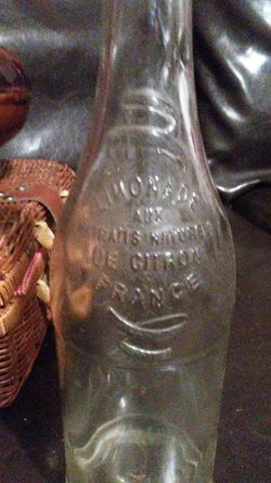 Antique. Bottle france