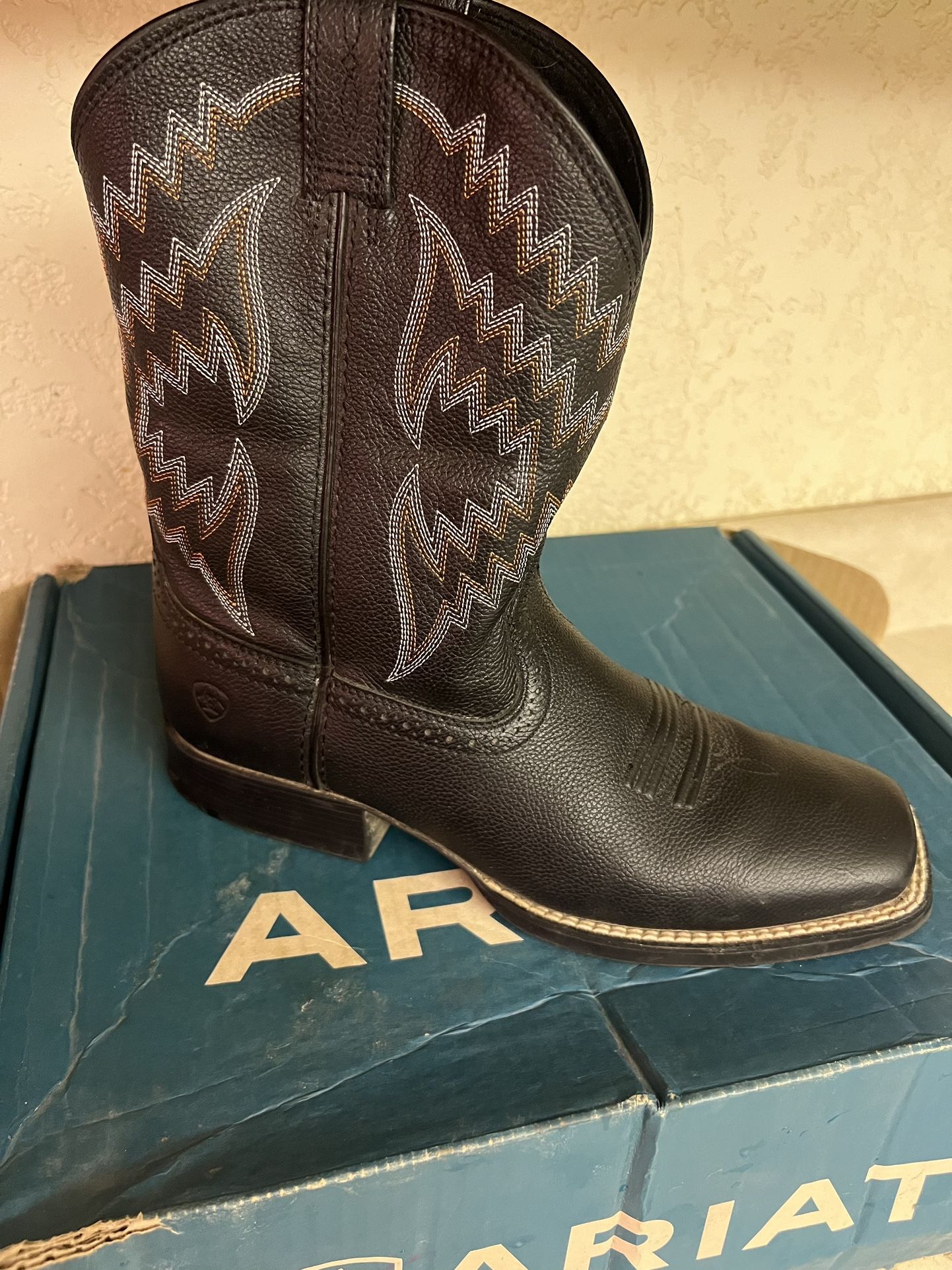 Big Kids ARIAT Boots