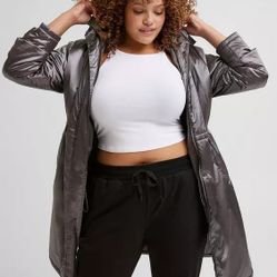 NEW TORRID METALLIC ANORAK JACKET