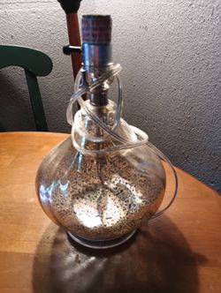 Mercury Table Lamp No Shade 20$