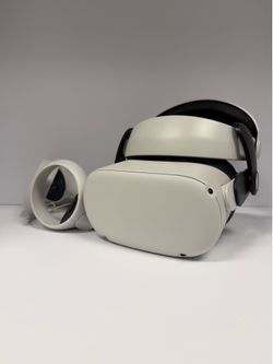 Meta Quest 2 128GB - w/ Head Strap