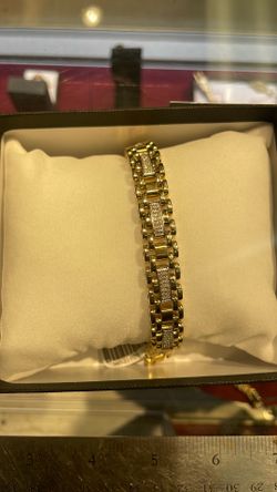 Tennis bracelet
