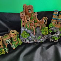 Aquarium Castle Habitat Pieces  FISH TURTLE ETC
