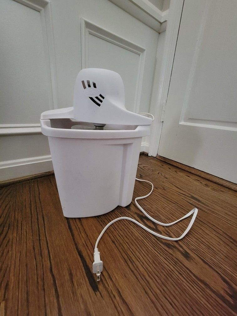 Ice Cream Maker 4 Quart