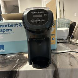 Baby Breeza Formula Dispenser 