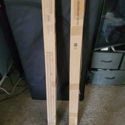 2 ASD LED STRIPLIGHT FIXTURE  (WHITE)