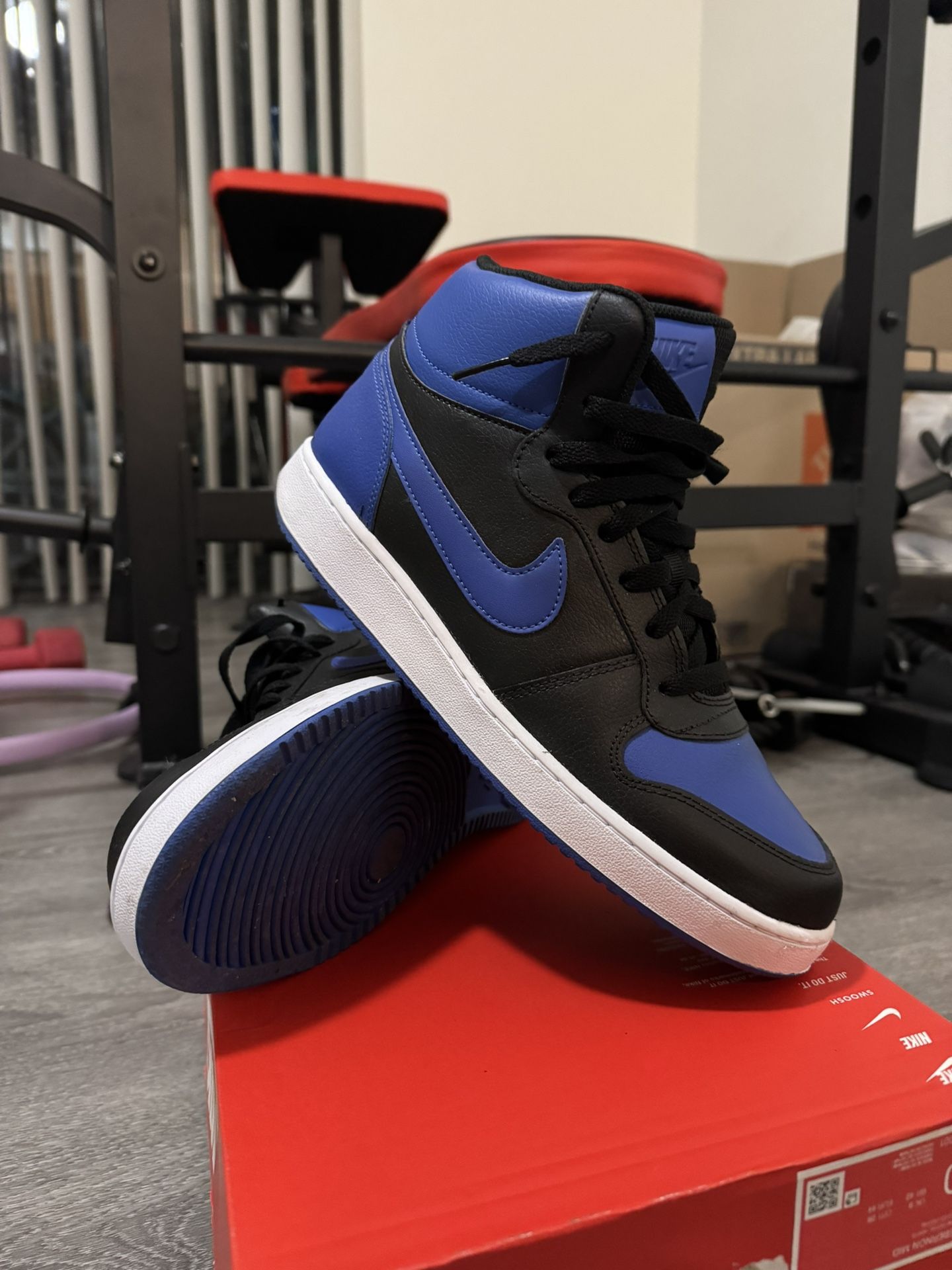 Nike