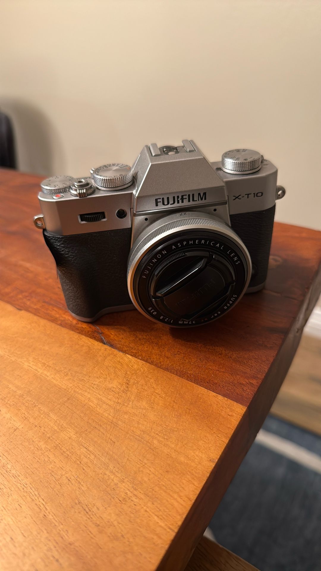 Fujifilm X-T10 w/ 27mm Lens