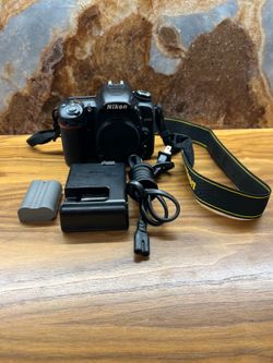 Nikon D7500 20.9MP DX Format SLR Camera Body Only Shutter Count 371 Like New!nikon,nikon camera,Nikon d7500,Dx format camera,DSLR camera,