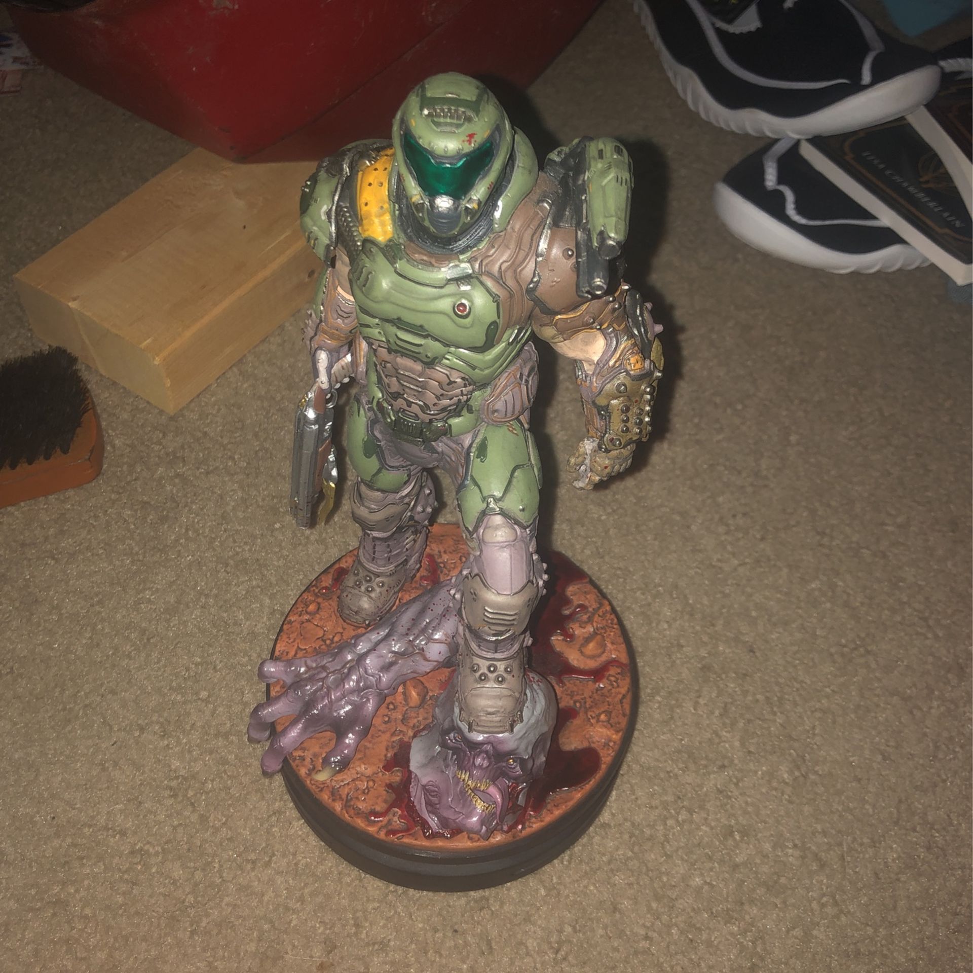 Doom slayer Statue