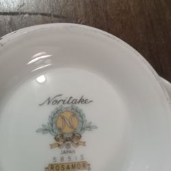 Noritake China Setting For Six Plus Extras 