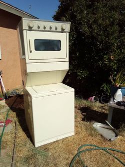Whirlpool large capacity stackable washer and dryer