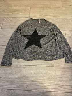 Nice Gray sweatshirt