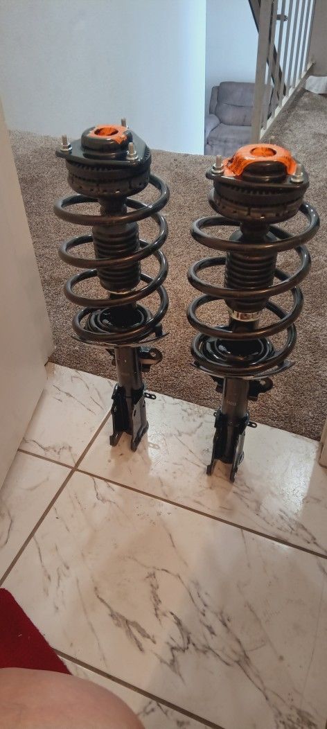 2011 - 2020 Dodge Grand Caravan Front Struts