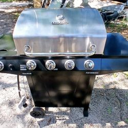 Char broil Gas Grill
