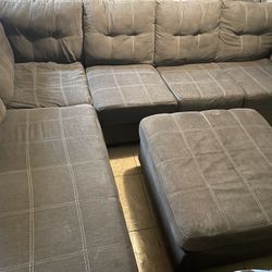 GRAY SECTIONAL COUCH $350 OBO