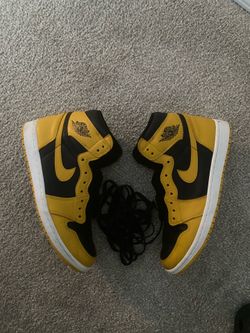 Jordan 1s pollens size 11