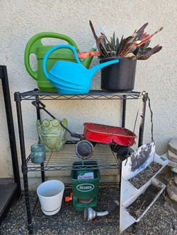Yard decor/items