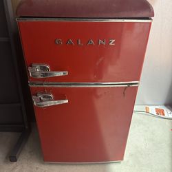 Galanz Red Vintage Mini Fridge