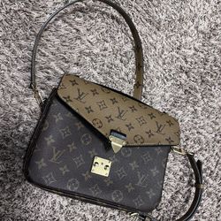 louis vuitton metis pochette