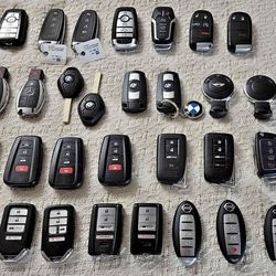 Car Keys - Remotes - Llaves - Controles