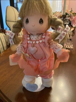 Precious Moments “Love Forever “ By Applause.Beautiful Doll for San Valentine 💌 