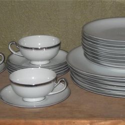 Arlen Futura Seyei, 20 Pieces 