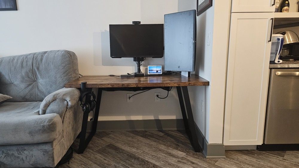 VINEXT Desk