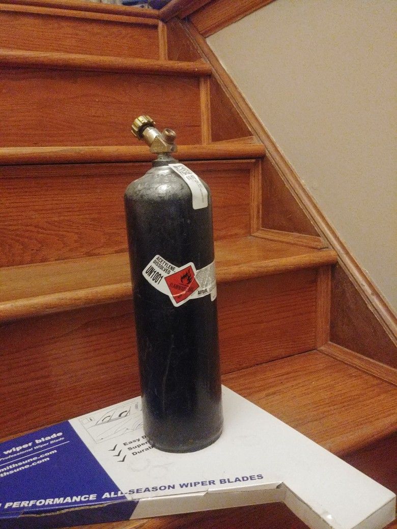 Acetylene Tank
