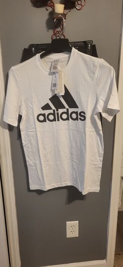 Brand New Mens ADIDAS  Short Set