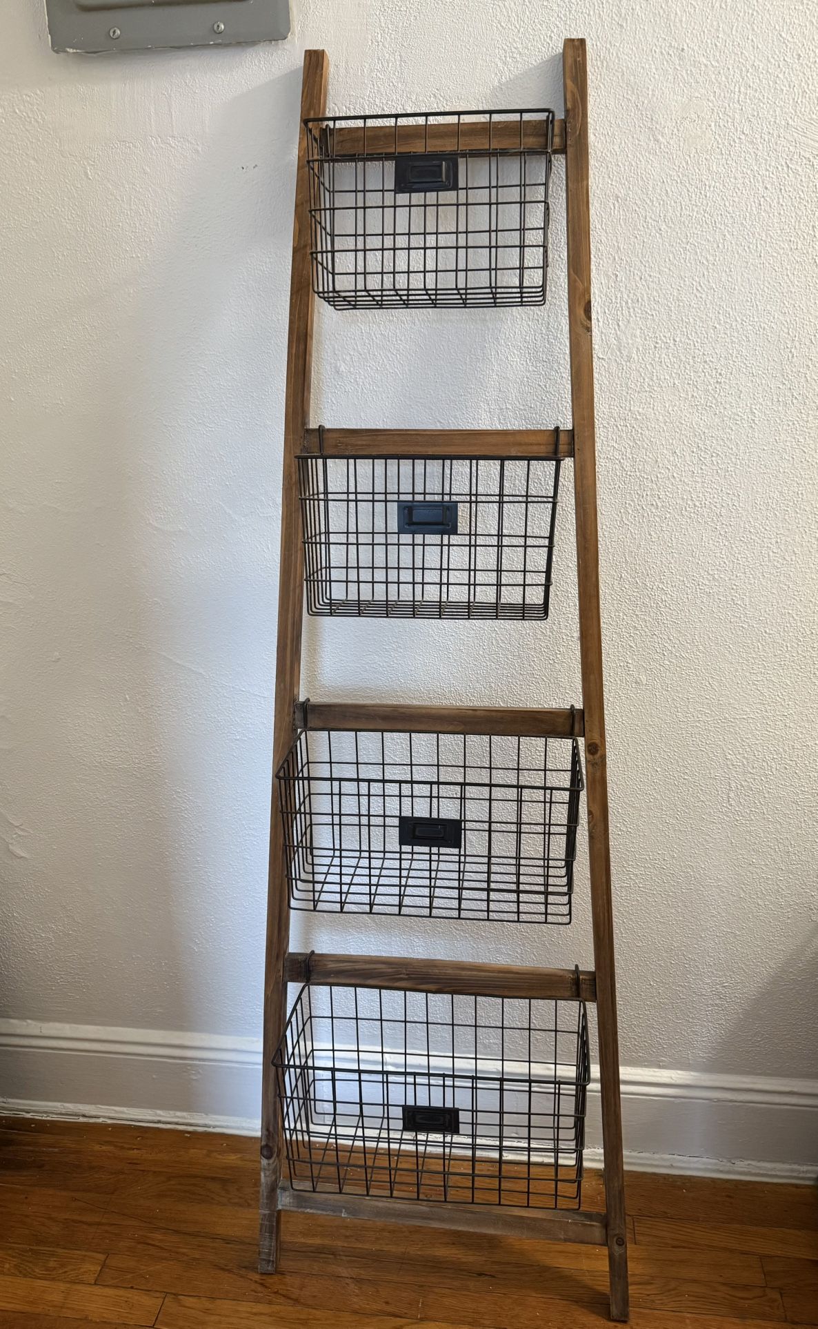 Rustic Wooden Ladder Shelf with Metal Baskets