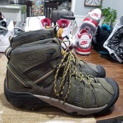 New mens Keen Work Boots Size 13us