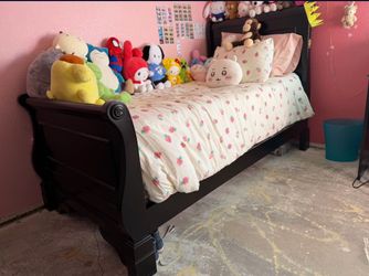 Twin bed frame